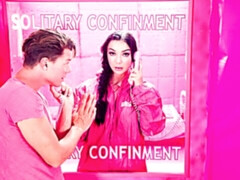 Grosser arsch, Grosser schwanz, Grosse titten, Braunhaarige, Lecken, Milf, Muschi, Entkleiden