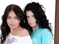 Black Roxy and A Stud Enjoy A Torrid Threesome