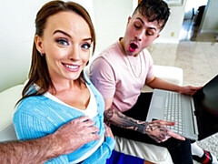 Grosser arsch, Grosser schwanz, Grosse titten, Blasen, Braunhaarige, Hundestellung, Frau frau mann, Milf