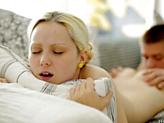 Culo, Rubia, Mamada, Estilo perrito, Tetas naturales, Cabello corto, Adolescente, Tetas