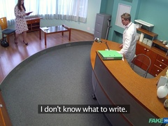 Amateur, Noire, Médecin, En levrette, Doigter, Bureau, Uniforme, Voyeur