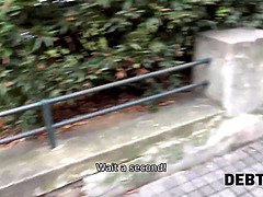 浮気する, バック, Hd, お金, スカート, ストッキング, タトゥー, スカートのぞき