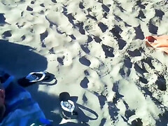 お尻, ビーチ, 気狂い, 熟年, 淫乱熟女, 公共, オマンコ, オッパイの