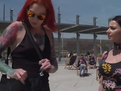 Tetas grandes, Mamada, Dominación, Hembra, Humillación, Público, Sexo fuerte, Esclavo