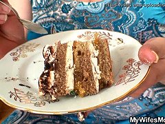 Mamie, Énorme, Mature, Maman, Seins naturels, Réalité, Nénés