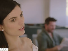 お尻, 手コキする, キス, なめる, マッサージ, 剃毛, タトゥー, ティーン