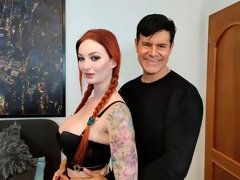 Culo, Mamada, Pajear, Besar, Madres para coger, Bofetada, Medias largas, Tatuaje