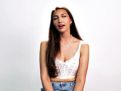 18 ans, Amateur, Gros seins, Doigter, Masturbation, Chatte, Rasée, Solo
