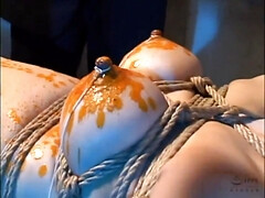 アジア人, お尻, ボンデージ, 茶髪の, フェティッシュ, 開帳, 毛深い, おもちゃ