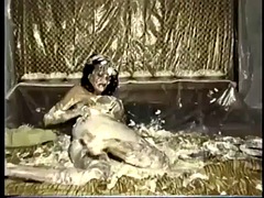 Tetas grandes, Madres para coger, Solo, Tetas