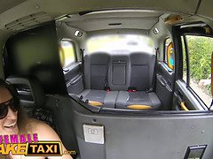 イギリス人, 車, 女, なめる, 自然山雀, 公共, オマンコ, 現実