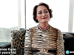 In den arsch, Braunhaarige, Oma, Japanische massage, Reif, Reife frau in den arsch, Pov, Strapon