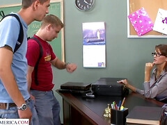 Anaal, Grote mammen, Pijpbeurt, Bruinharig, Diep in de keel, Groep, Hardcore, Student