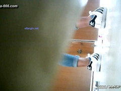 Asiatique, Gros cul, Chinoise, Fait maison, Pisser, Public, Adolescente, Voyeur