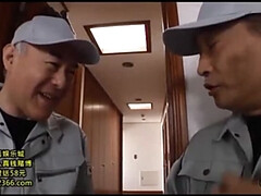 Asiatique, Sucer une bite, En levrette, Hard, Orgasme, Suçant, Tabou, Plan cul à trois