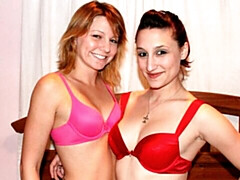 Schlafzimmer, Küssen, Lesbisch, Lingerie, Masturbation, Muschi, Dürr, Entkleiden