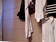 Amateur, Peludo, Madres para coger, Ducha, Voyeur