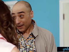 Grote mammen, Lesbisch, Natuurlijke tieten, Kut duiken, Realiteit, Schreeuwen, Speelgoed, Oud