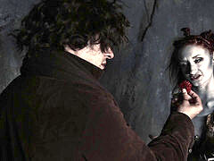 Bilbo Baggins ravages female Golum's Ring - The Knobbit