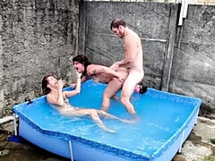 18 jaar, Pijpbeurt, Hd, Biljart, Kort haar, Zusters, Spaans, Trio