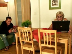 デカパイ, ブロンド, 浮気者, チェコ, 彼女, ハードコア, 旦那, 穴開きパンティ