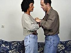 Blasen, Braunhaarige, Deutsch, Handjob, Hardcore, Massage, Reif, Milf