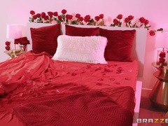 Grosse titten, Blondine, Absätze, Nackt, Pov, Muschi, Strümpfe, Tätowierung