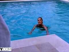 69, アナル, イく瞬間, チェコ, 顔射, 指いじり, ハードコア, オッパイの