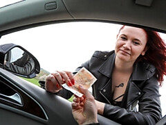 デカチン, フェラチオ, 車, フェティッシュ, 手コキする, アウトドア, 小柄, ヤリマンの