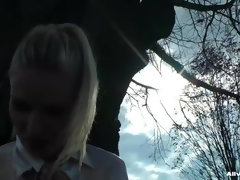 Blondine, Zickenkampf, Fetisch, Nahrung, Handschuhe, Im freien, Satin, Nass