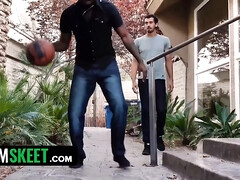 Пальцем, Затыкание рта, Межрасовый секс, Чудовищные размеры, Жесткий секс, Учитель, Молоденькие, Втроем