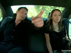 Sadomasoquismo, Tetas grandes, Amarrada, Dominación, Penetracion con puños, Atragantadas, Humillación, Lesbiana