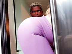 Grosser arsch, Grosser schwanz, Grosse titten, Blondine, Hundestellung, Interrassisch, Milf, Kurzes haar