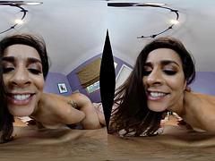 En tercera dimension, Chica, Mamada, Morena, Latina