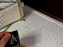 Amateur, Anal, Nana, Gros seins, Brunette brune, Éjaculation interne, Branlette thaïlandaise, Mère que j'aimerais baiser