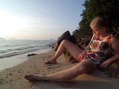 Amateur, Playa, Linda, Garganta profunda, Penetracion con dedos, Pajear, Hd, Adolescente