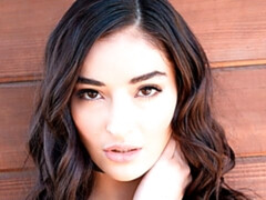 Blonde, Sucer une bite, En levrette, Poilue, Branlette thaïlandaise, Maigrichonne, Adolescente, Plan cul à trois