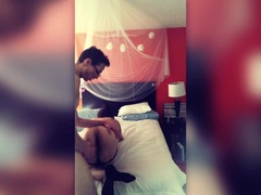 Leie, Grosser schwanz, Nahaufnahme, Kehlenfick, Hundestellung, Aufs gesicht abspritzen, Orgasmus, Party