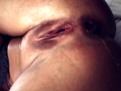 アナル, 茶髪の, 中出し, なめる, 淫乱熟女, オマンコ, 剃毛, オッパイの