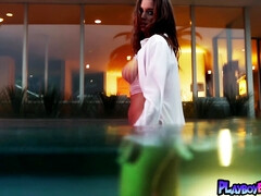 18 ans, Gros seins, Brunette brune, Plantureuse, Lingerie, Seins naturels, De plein air, Solo