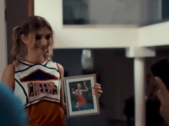 デカパイ, ブロンド, フェラチオ, Hd, ティーン, 三人, オッパイの, ユニフォーム