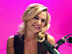 Grosser arsch, Grosse titten, Blondine, Behaart, Masturbation, Orgasmus, Muschi, Solo