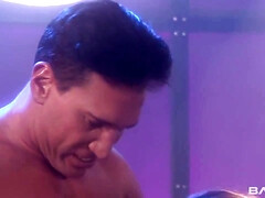 アジア人, デカチン, デカパイ, フェラチオ, 巨乳な, 天然, 乳首, オーガズム