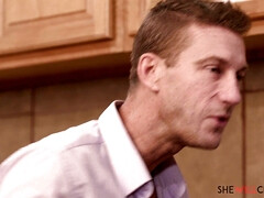 Morena, Tetona, Engañando, Estilo perrito, Peludo, Hd, Lamidas, Coño