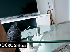 Amerikaans, Pijpbeurt, Vingeren, Orgasme, Kut duiken, Schreeuwen, Taboe, Tieten likken