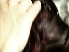Grosser arsch, Grosse titten, Braunhaarige, Masturbation, Milf, Im freien, Muschi, Nass