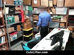 18 jahre, Leie, Grosser schwanz, Geschnappt, Hd, Schreiend, Flotter dreier, Titten