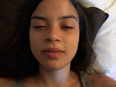 Leie, Blasen, Fussjob, Pov, Muschi, Rasiert, Schlafend, Titten