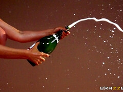 Большие сиськи, Милф, Софткор