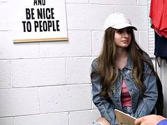 Amateur, Anal, Tetas grandes, Penetracion con dedos, Sexo duro, Lencería, Oficina, Adolescente